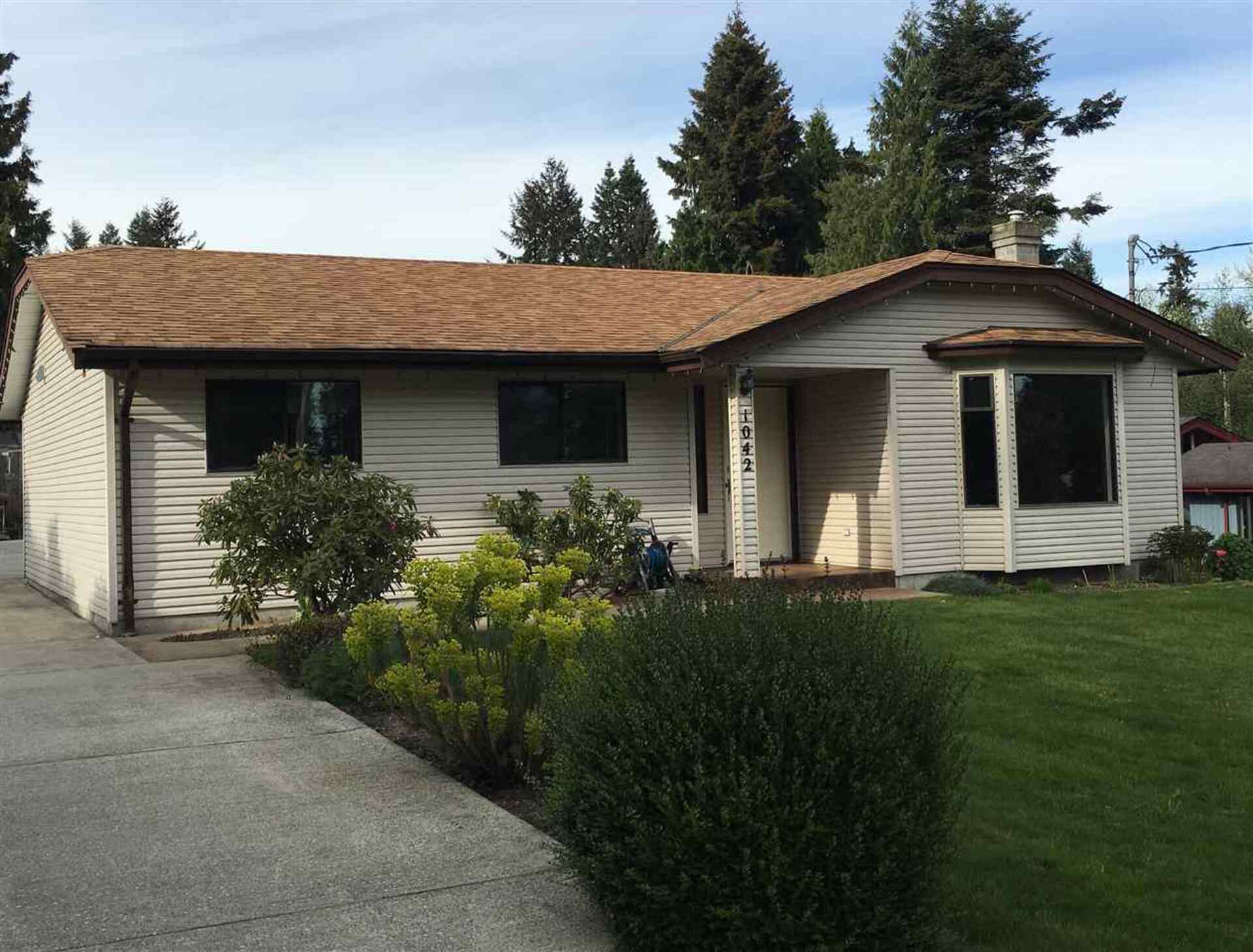 1042 Fairview Road, Gibsons & Area, Sunshine Coast  by Krista Dempster PREC* - Sunshine Coast Real Estate 1042 Fairview Road, Gibsons & Area, Sunshine Coast
