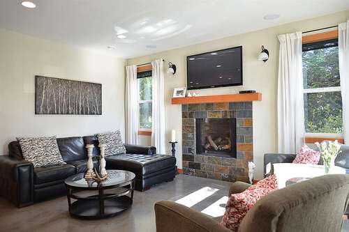 2913_262082137_6_dc2ed0cc at 858 Aurora Way, Gibsons & Area, Sunshine Coast
