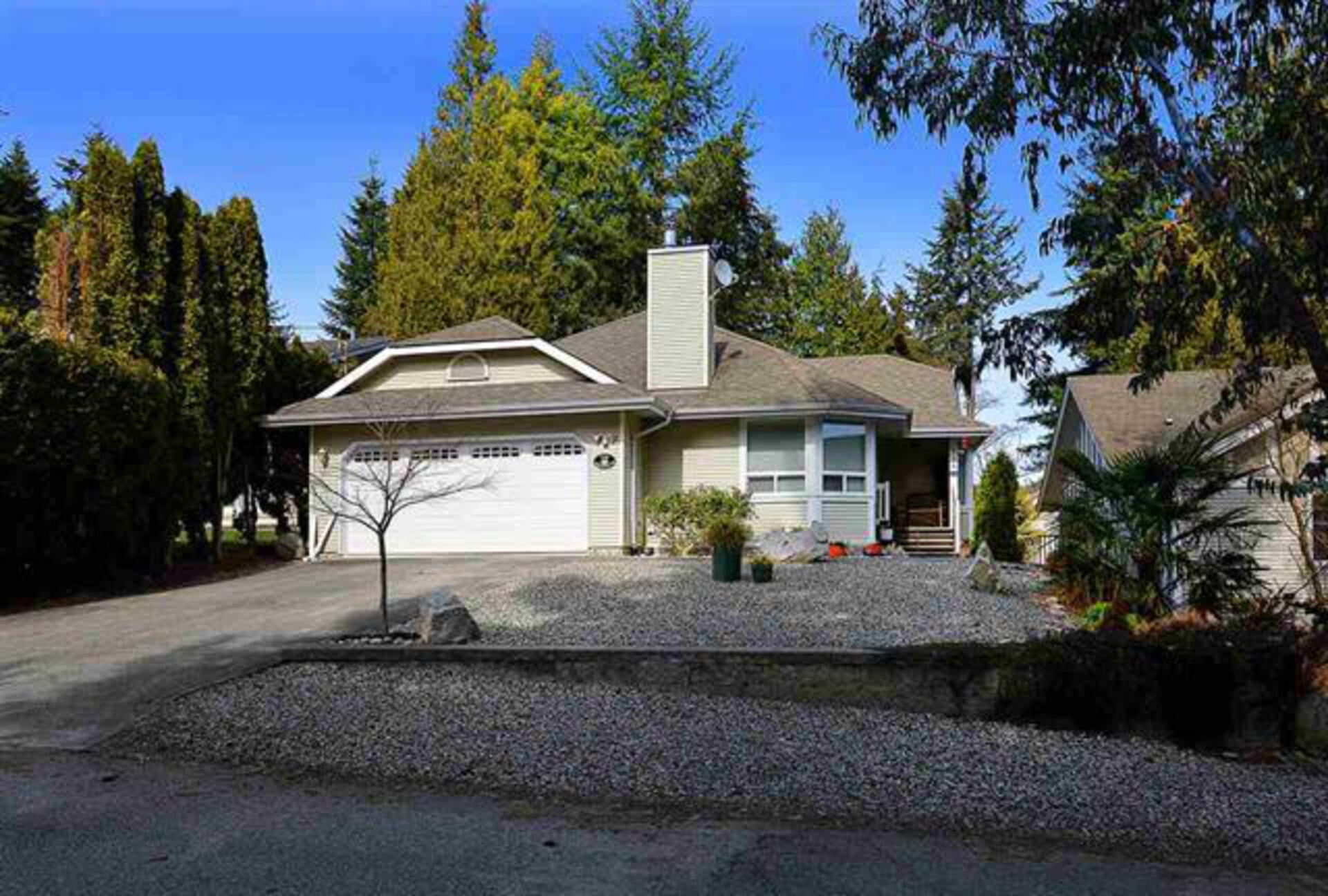 758 Dogwood Road, Gibsons & Area, Sunshine Coast  by Krista Dempster PREC* - Sunshine Coast Real Estate 758 Dogwood Road, Gibsons & Area, Sunshine Coast