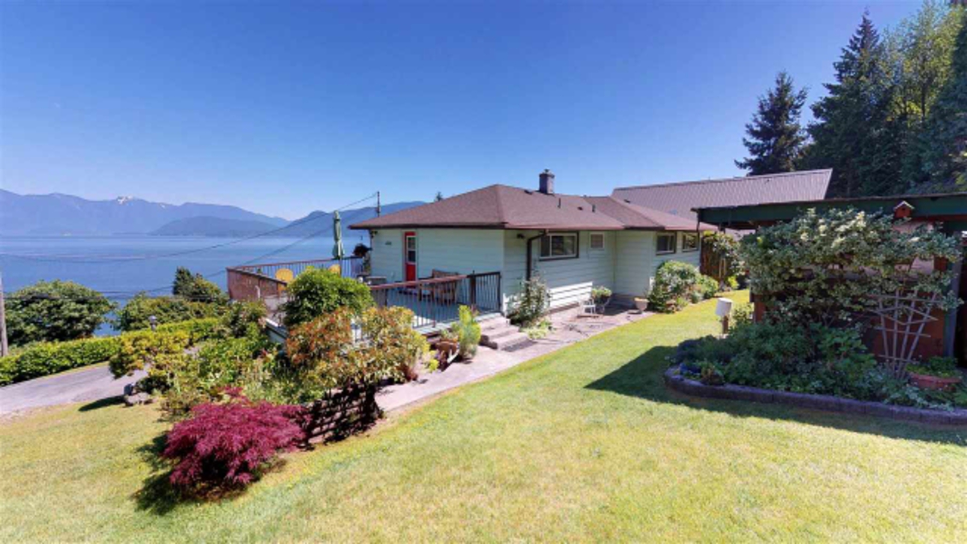1125 Marine Drive, Gibsons & Area, Sunshine Coast  by Krista Dempster PREC* - Sunshine Coast Real Estate 1125 Marine Drive, Gibsons & Area, Sunshine Coast