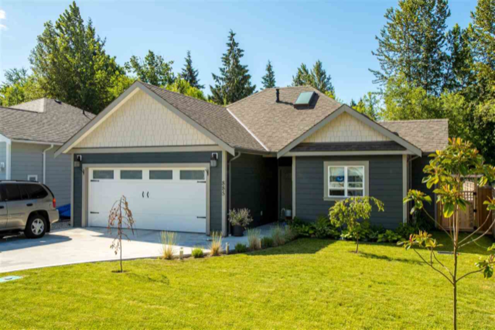 885 Aurora Way, Gibsons & Area, Sunshine Coast  by Krista Dempster PREC* - Sunshine Coast Real Estate 885 Aurora Way, Gibsons & Area, Sunshine Coast