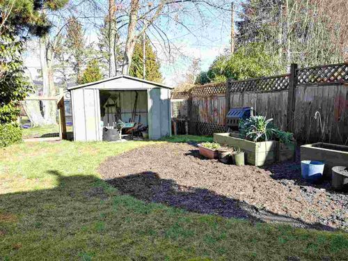 650-dougall-road-gibsons-area-sunshine-coast-24 at 650 Dougall Road, Gibsons & Area, Sunshine Coast