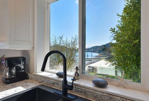 557-marine-crescent-gibsons-area-sunshine-coast-09 at 557 Marine Crescent, Gibsons & Area, Sunshine Coast