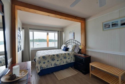 557-marine-crescent-gibsons-area-sunshine-coast-30 at 557 Marine Crescent, Gibsons & Area, Sunshine Coast
