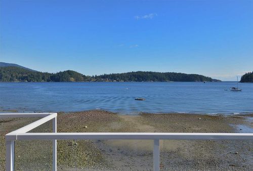 557-marine-crescent-gibsons-area-sunshine-coast-37 at 557 Marine Crescent, Gibsons & Area, Sunshine Coast