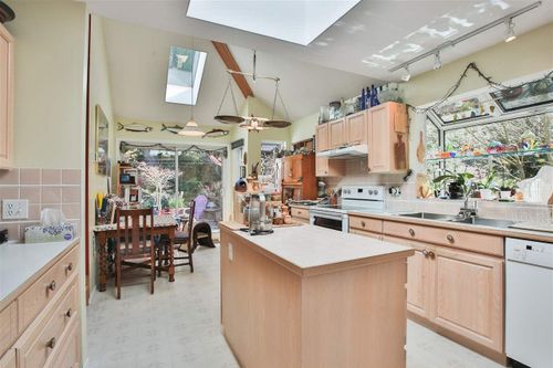 2338-lower-road-roberts-creek-sunshine-coast-14 at 2338 Lower Road, Roberts Creek, Sunshine Coast