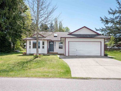 5661-osprey-street-sechelt-district-sunshine-coast-01 at 5661 Osprey Street, Sechelt District, Sunshine Coast 5661-osprey-street-sechelt-district-sunshine-coast-01 at 5661 Osprey Street, Sechelt District, Sunshine Coast
