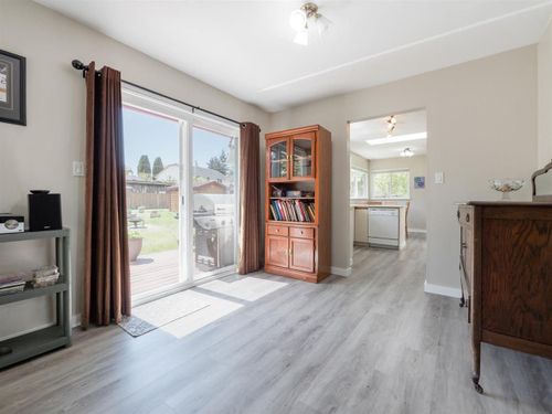 5661-osprey-street-sechelt-district-sunshine-coast-12 at 5661 Osprey Street, Sechelt District, Sunshine Coast