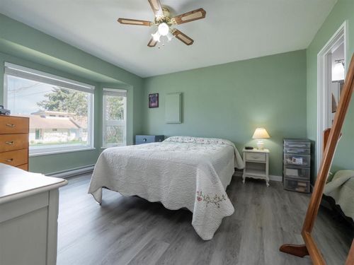 5661-osprey-street-sechelt-district-sunshine-coast-13 at 5661 Osprey Street, Sechelt District, Sunshine Coast 5661-osprey-street-sechelt-district-sunshine-coast-13 at 5661 Osprey Street, Sechelt District, Sunshine Coast