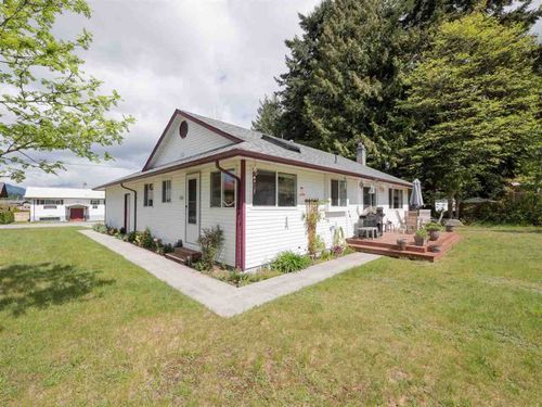 5661-osprey-street-sechelt-district-sunshine-coast-19 at 5661 Osprey Street, Sechelt District, Sunshine Coast 5661-osprey-street-sechelt-district-sunshine-coast-19 at 5661 Osprey Street, Sechelt District, Sunshine Coast