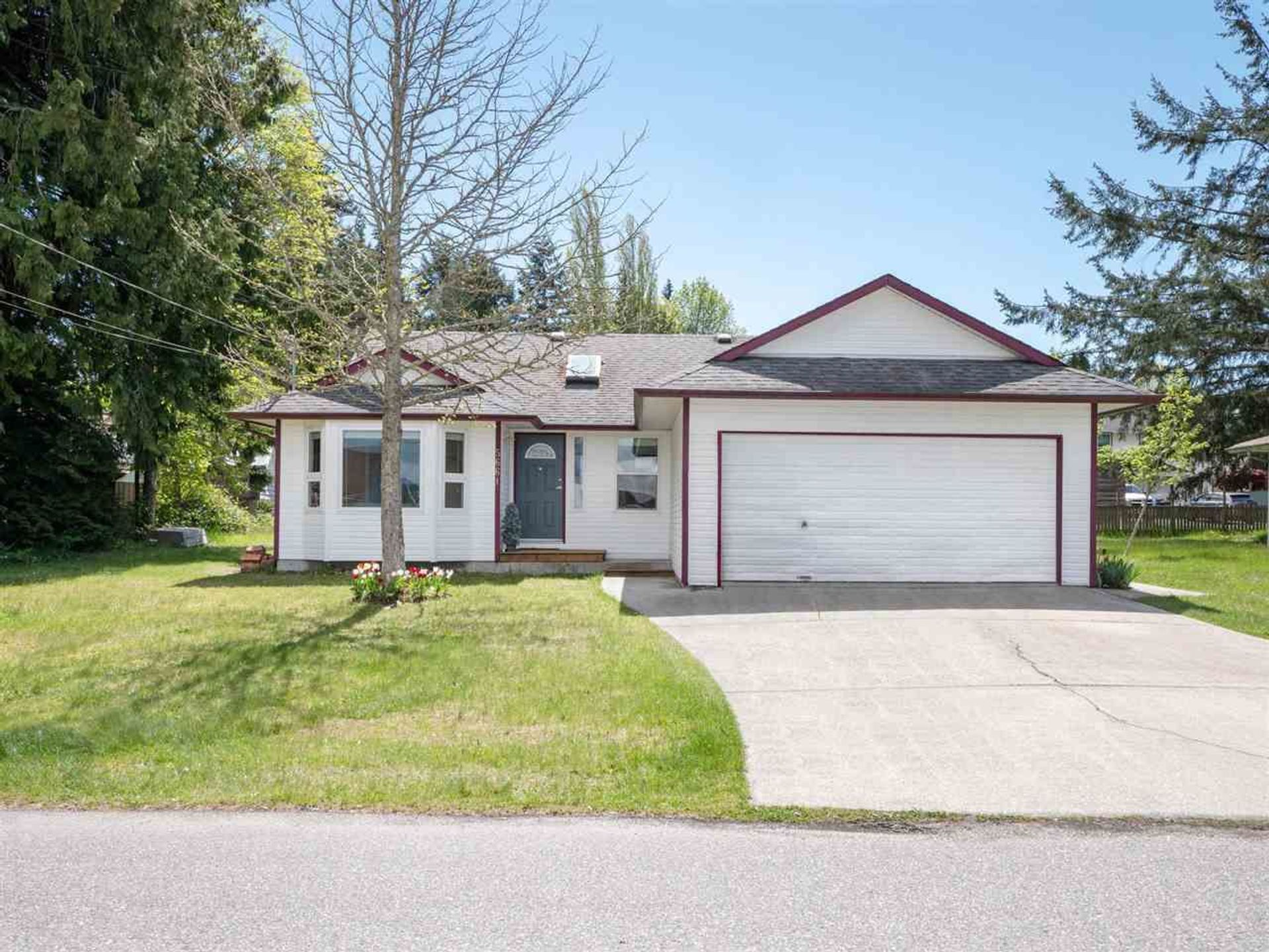 5661 Osprey Street, Sechelt District, Sunshine Coast  by Krista Dempster PREC* - Sunshine Coast Real Estate 5661 Osprey Street, Sechelt District, Sunshine Coast