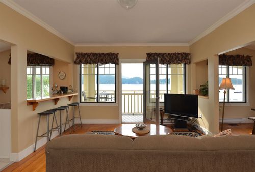 546-marine-drive-gibsons-area-sunshine-coast-14 at 546 Marine Drive, Gibsons & Area, Sunshine Coast