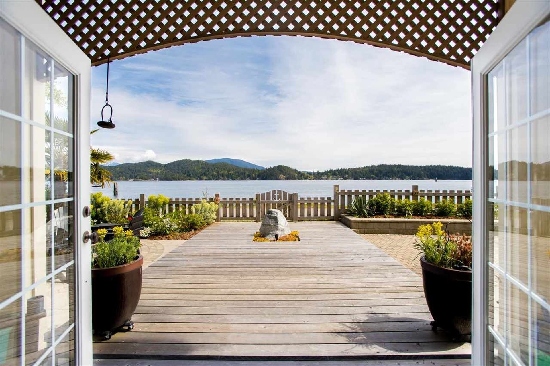 546 Marine Drive, Gibsons & Area, Sunshine Coast  by Krista Dempster PREC* - Sunshine Coast Real Estate 546 Marine Drive, Gibsons & Area, Sunshine Coast