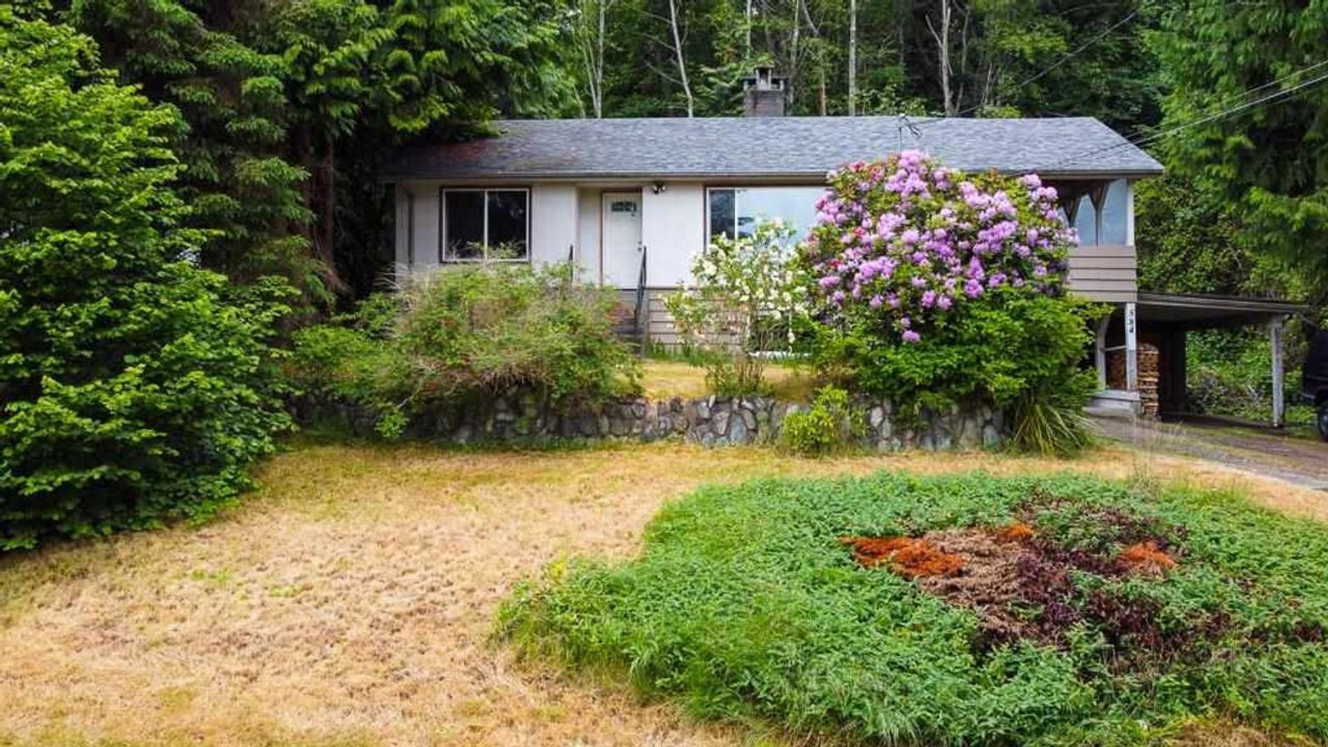 584 Gower Point Road, Gibsons & Area, Sunshine Coast 