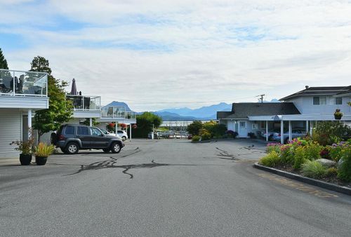 699-dougall-road-gibsons-area-sunshine-coast-17 at 12 - 699 Dougall Road, Gibsons & Area, Sunshine Coast
