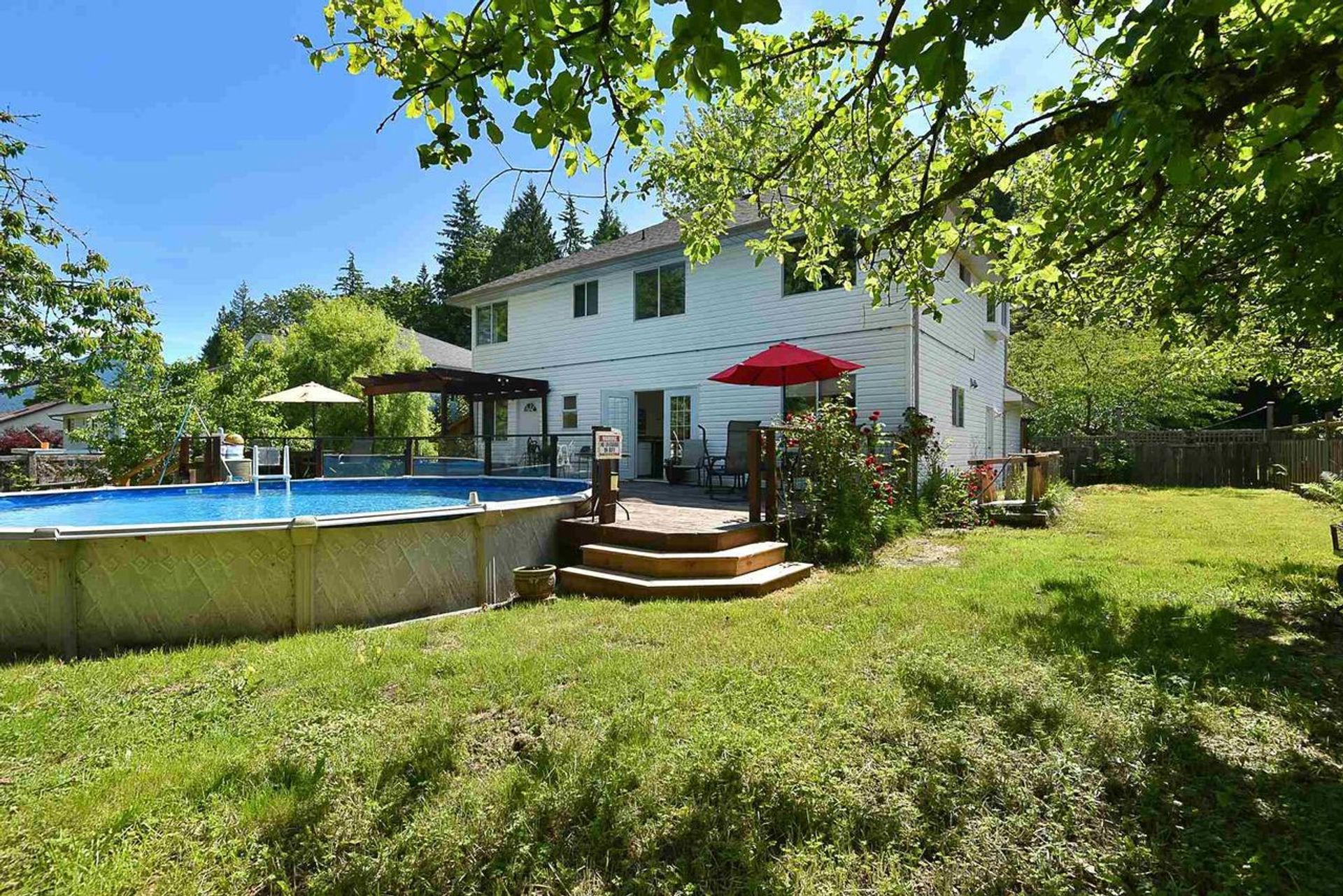 1701 Ymca Road, Gibsons & Area, Sunshine Coast 