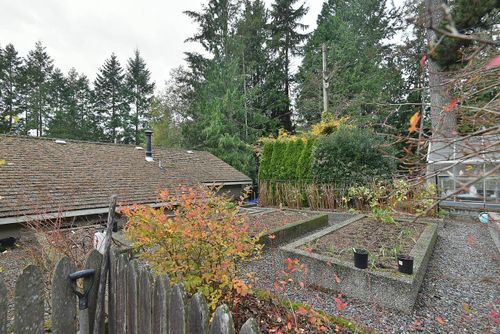 1638-grandview-road-gibsons-area-sunshine-coast-33 at 1638 Grandview Road, Gibsons & Area, Sunshine Coast 1638-grandview-road-gibsons-area-sunshine-coast-33 at 1638 Grandview Road, Gibsons & Area, Sunshine Coast