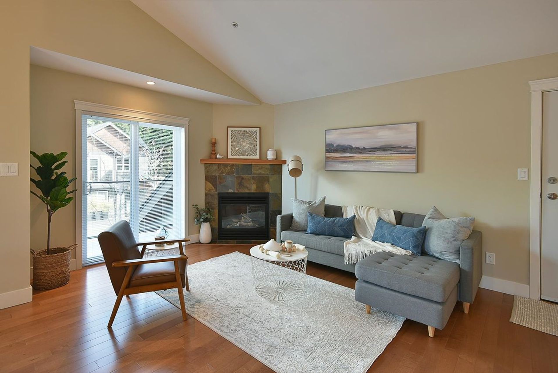 203 - 518 Shaw Road, Gibsons & Area, Sunshine Coast  by Krista Dempster PREC* - Sunshine Coast Real Estate 203 - 518 Shaw Road, Gibsons & Area, Sunshine Coast