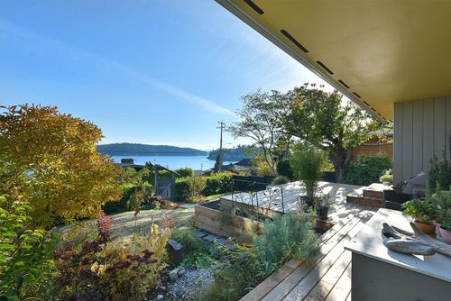 601-seaview-road-gibsons-area-sunshine-coast-06 at 601 Seaview Road, Gibsons & Area, Sunshine Coast 601-seaview-road-gibsons-area-sunshine-coast-06 at 601 Seaview Road, Gibsons & Area, Sunshine Coast