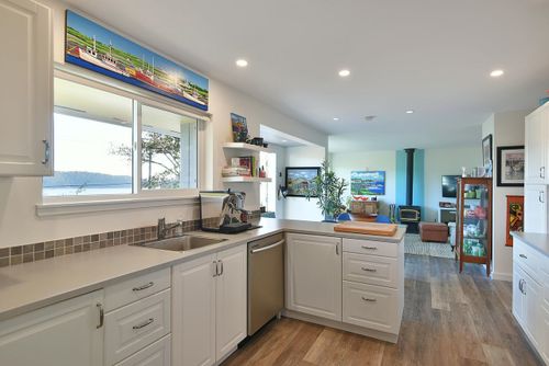 601-seaview-road-gibsons-area-sunshine-coast-16 at 601 Seaview Road, Gibsons & Area, Sunshine Coast 601-seaview-road-gibsons-area-sunshine-coast-16 at 601 Seaview Road, Gibsons & Area, Sunshine Coast