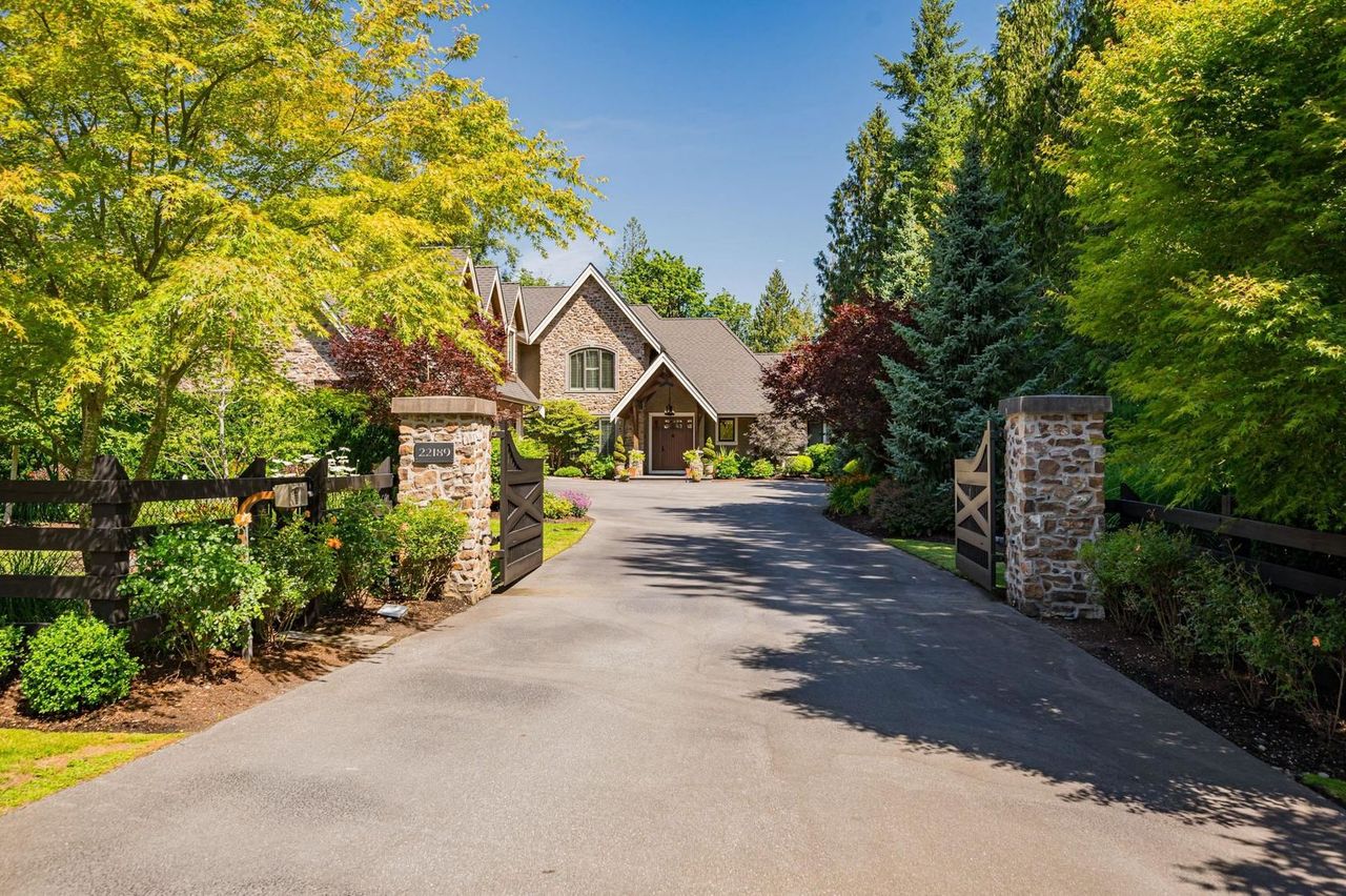  at 22189 86a Avenue, Fort Langley, Langley