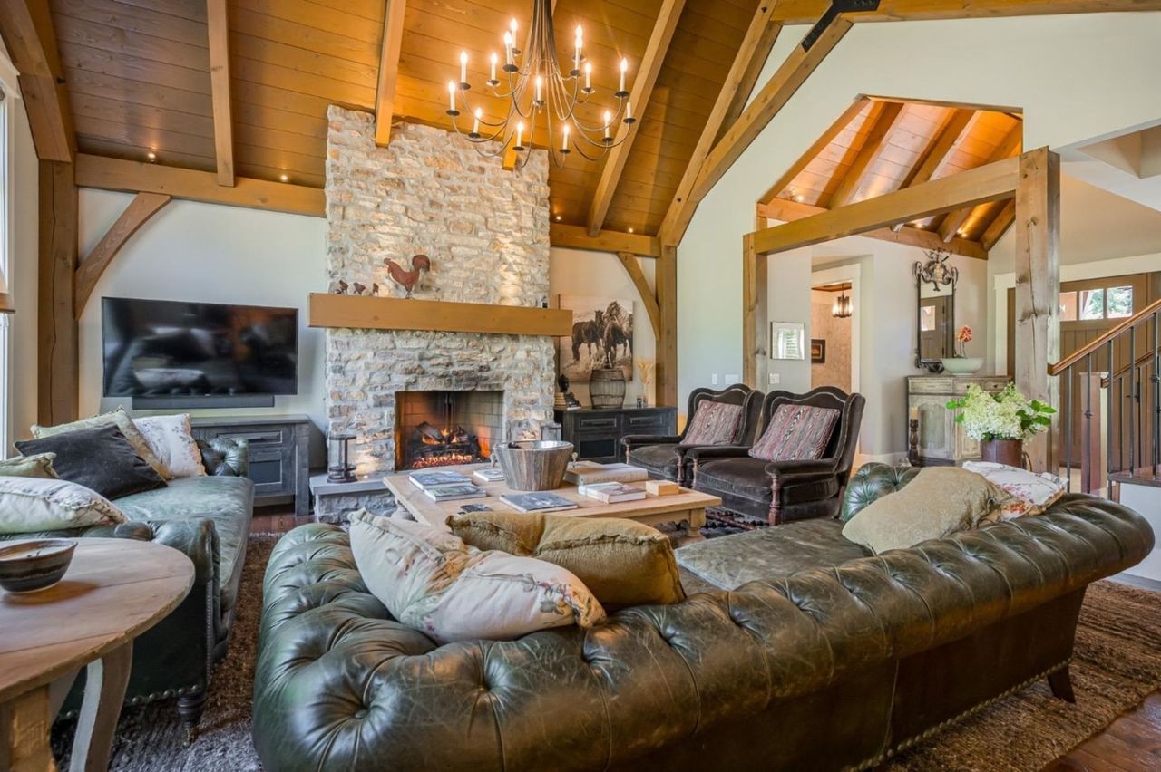  at 22189 86a Avenue, Fort Langley, Langley