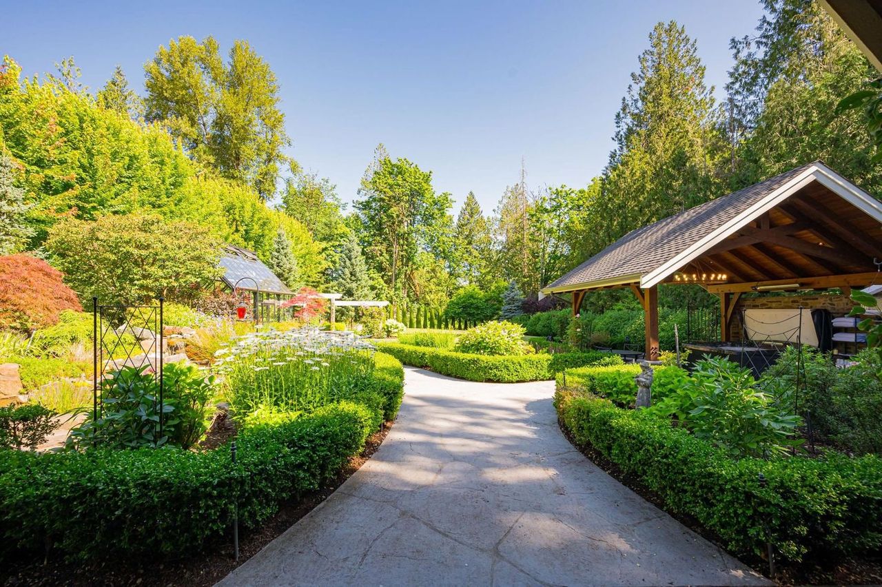  at 22189 86a Avenue, Fort Langley, Langley