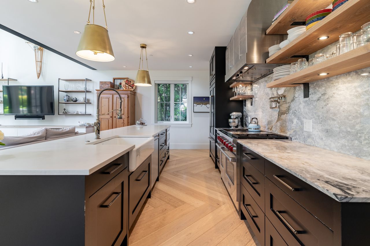  at 3287 W 55th Avenue, Southlands, Vancouver West