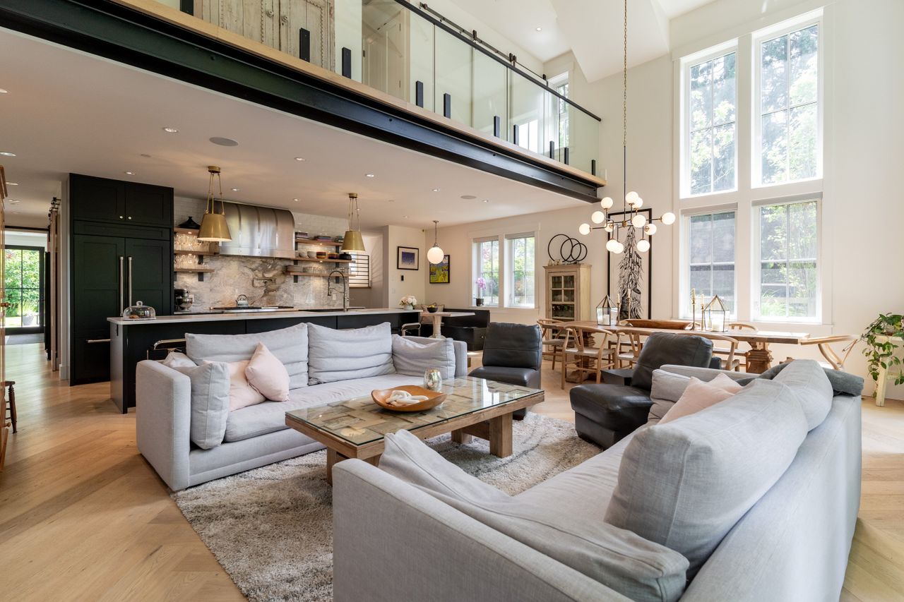  at 3287 W 55th Avenue, Southlands, Vancouver West