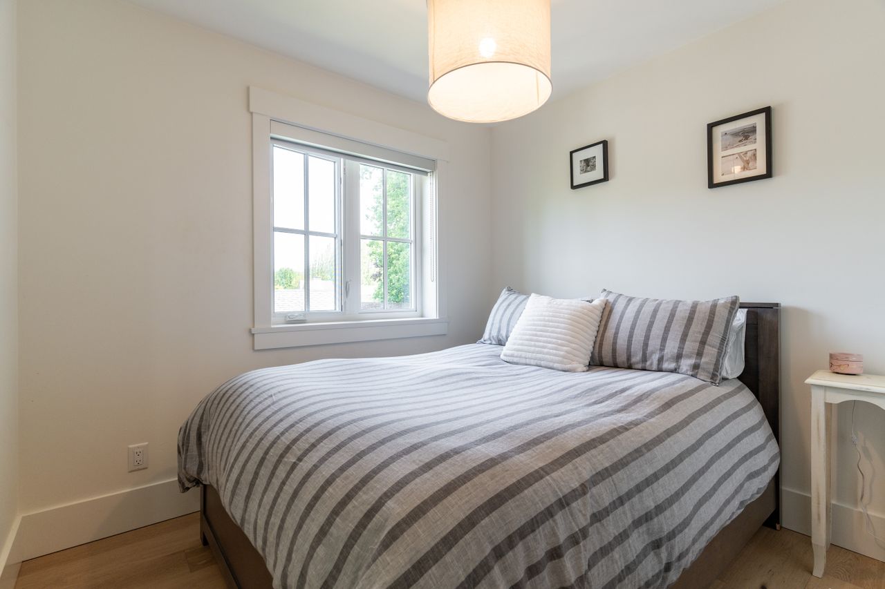  at 3287 W 55th Avenue, Southlands, Vancouver West