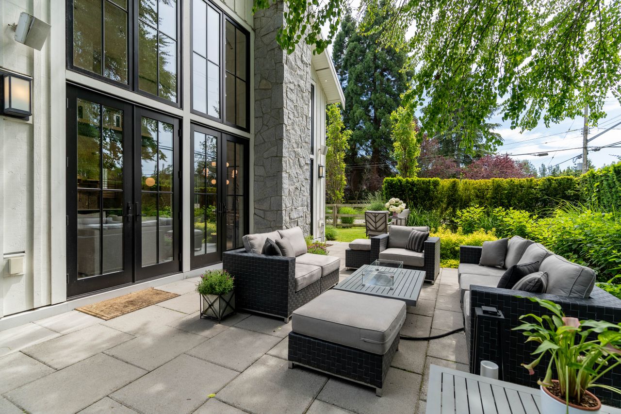  at 3287 W 55th Avenue, Southlands, Vancouver West