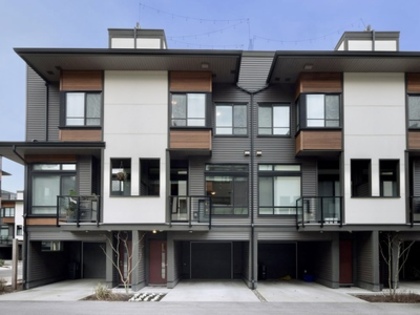  at 32 - 7811 209 Street, Willoughby Heights, Langley