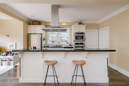  at 2421 Dunbar, Kitsilano, Vancouver West