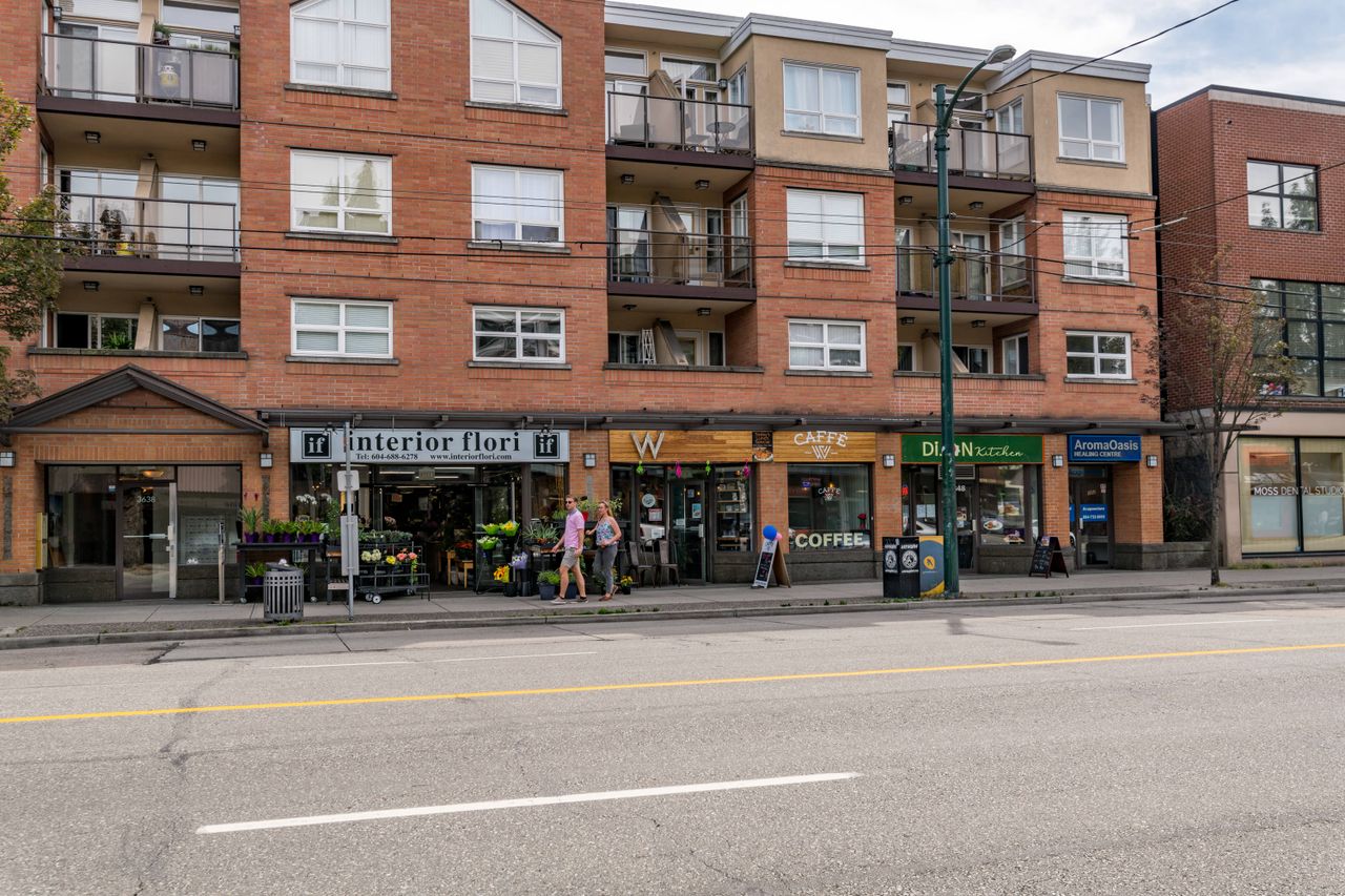  at 2421 Dunbar, Kitsilano, Vancouver West