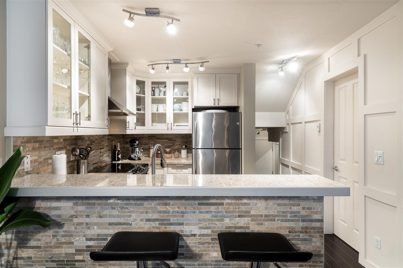 332-lonsdale-avenue-lower-lonsdale-north-vancouver-02 at 312 - 332 Lonsdale Avenue, Lower Lonsdale, North Vancouver