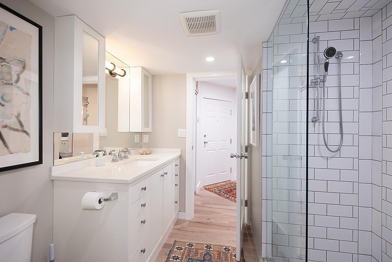 150-w-22nd-street-central-lonsdale-north-vancouver-29 at 315 - 150 W 22nd Street, Central Lonsdale, North Vancouver