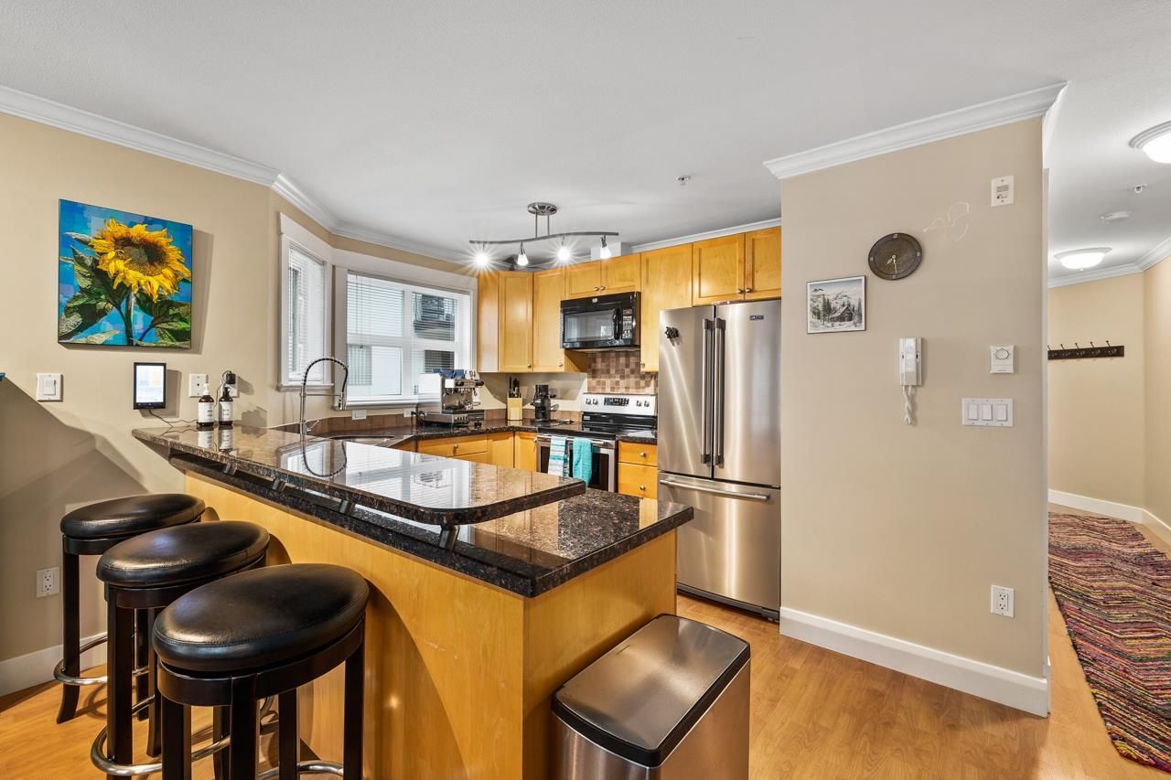 152-e-12th-street-central-lonsdale-north-vancouver-01 at 204 - 152 E 12th Street, Central Lonsdale, North Vancouver