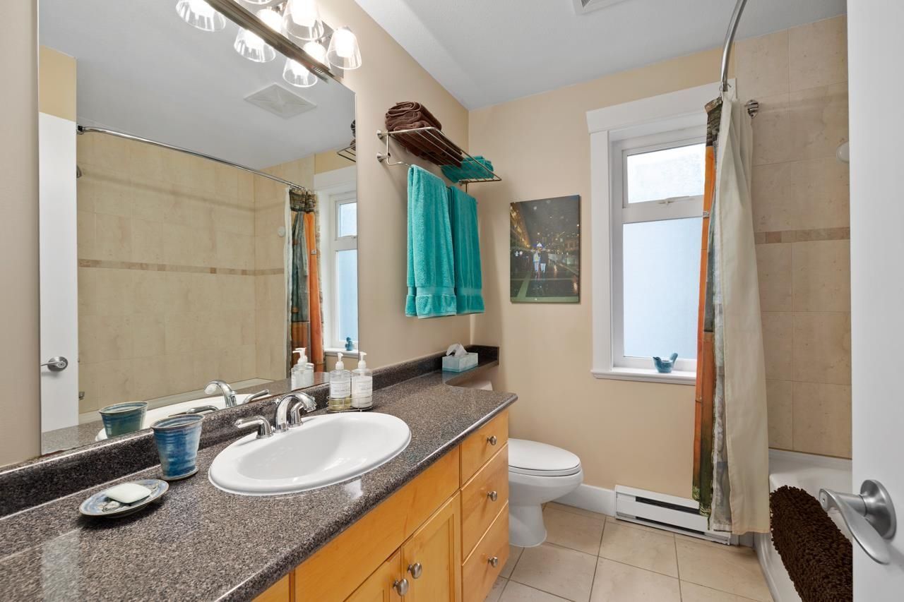 152-e-12th-street-central-lonsdale-north-vancouver-13 at 204 - 152 E 12th Street, Central Lonsdale, North Vancouver