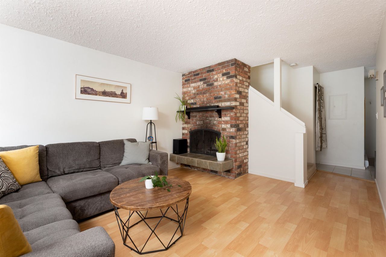 1500-judd-road-brackendale-squamish-05 at 25 - 1500 Judd Road, Brackendale, Squamish