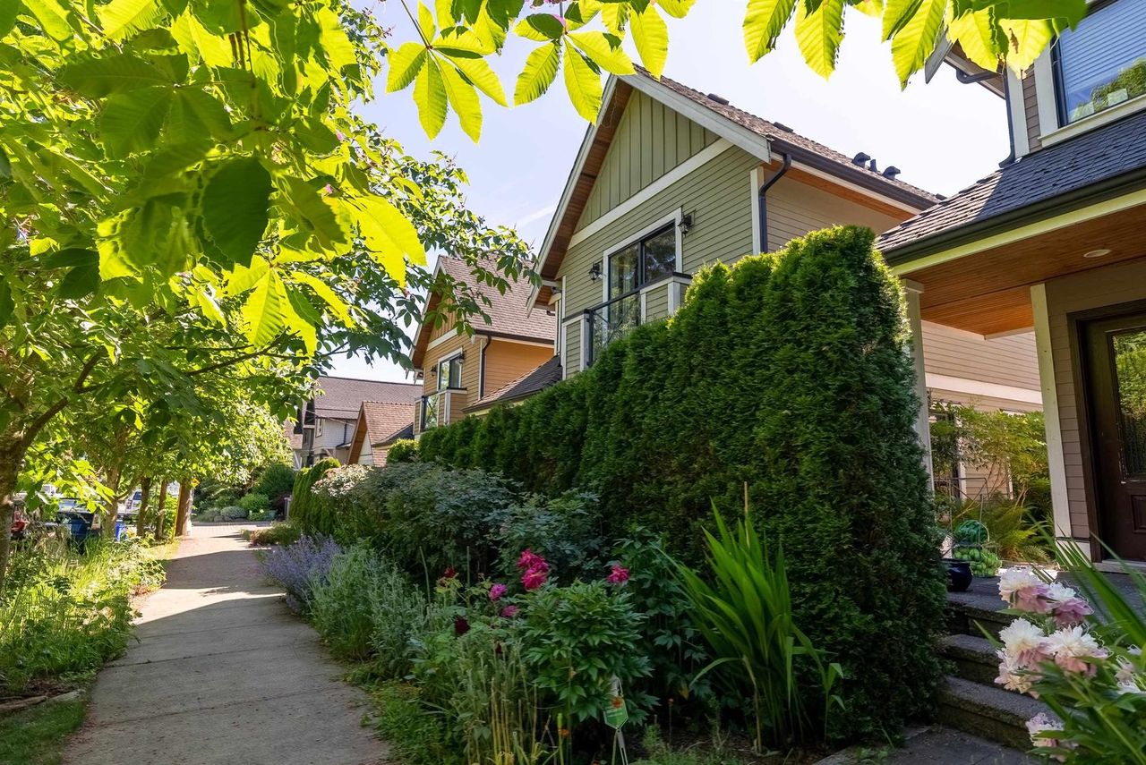 875-ridgeway-avenue-central-lonsdale-north-vancouver-28 at 875 Ridgeway Avenue, Central Lonsdale, North Vancouver