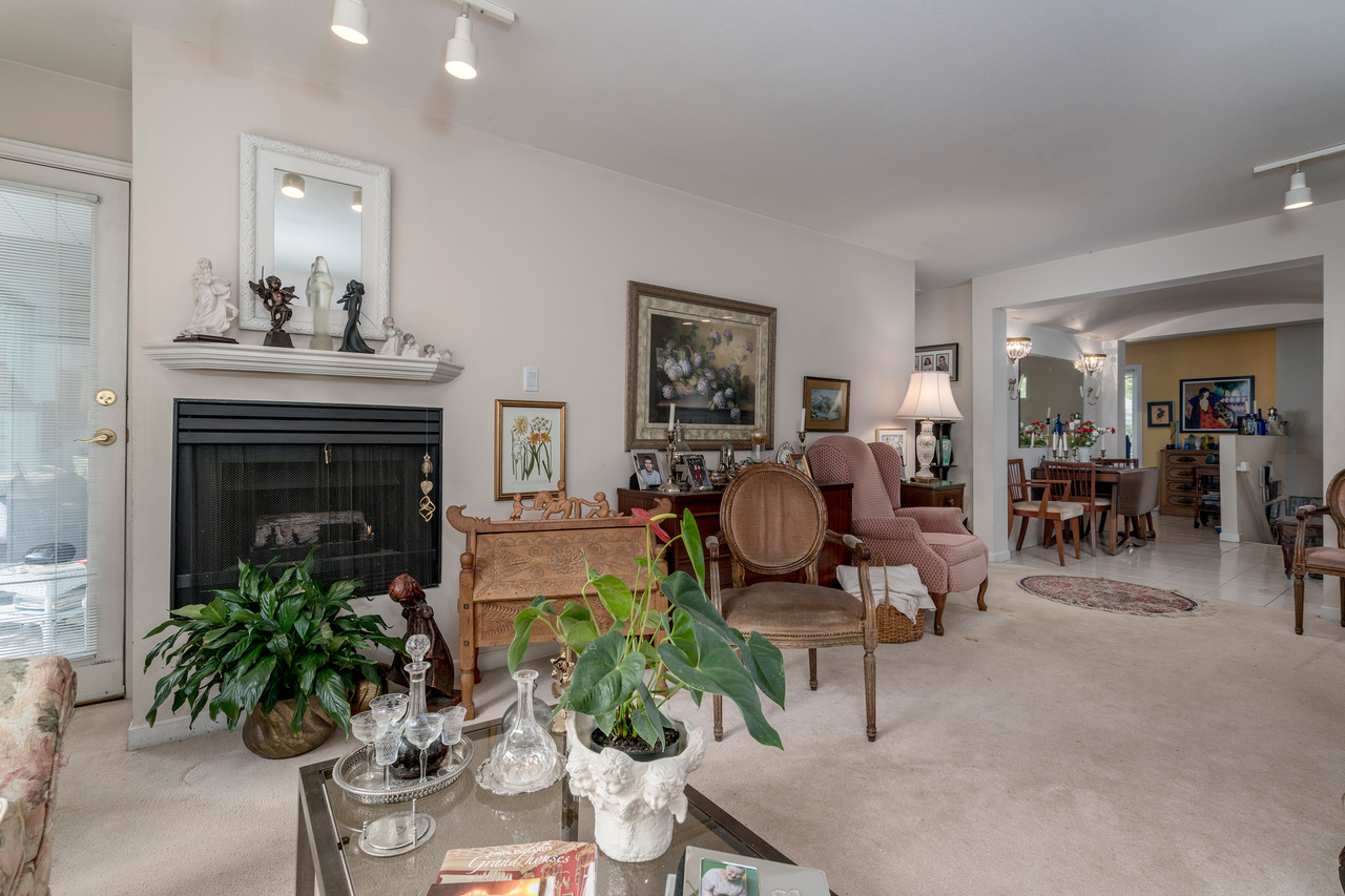 1589-bowser-avenue-360hometours-05 at 1589 Bowser Avenue, Norgate, North Vancouver