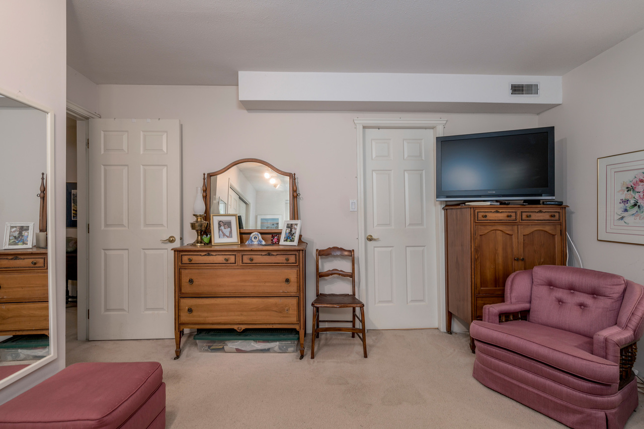 1589-bowser-avenue-360hometours-11 at 1589 Bowser Avenue, Norgate, North Vancouver