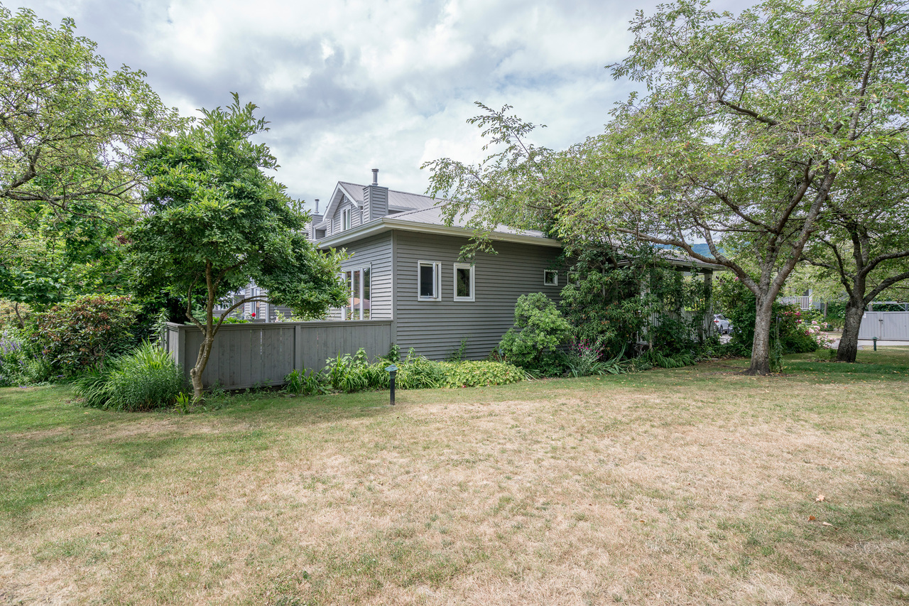 1589-bowser-avenue-360hometours-25 at 1589 Bowser Avenue, Norgate, North Vancouver