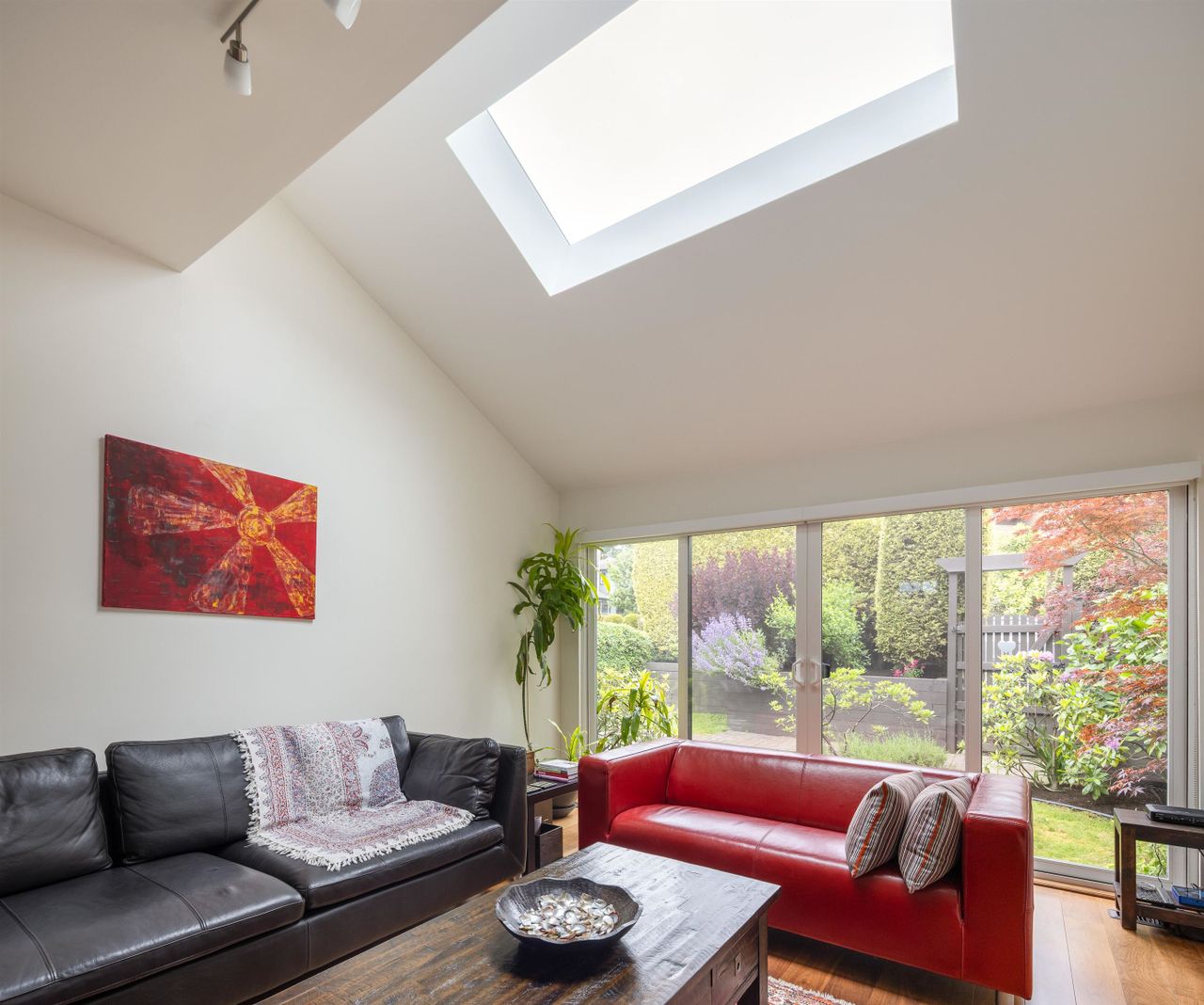 1915 Chesterfield Avenue, Central Lonsdale, North Vancouver 2