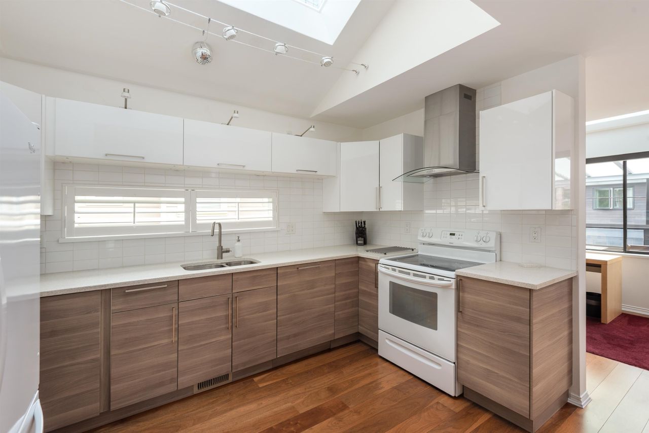 1915-chesterfield-avenue-central-lonsdale-north-vancouver-13 at 1915 Chesterfield Avenue, Central Lonsdale, North Vancouver