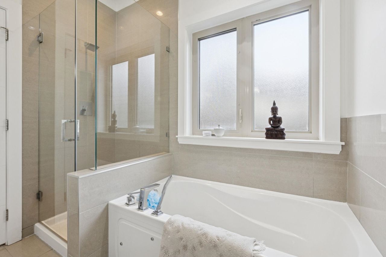 651-w-14th-street-central-lonsdale-north-vancouver-27 at 4 - 651 W 14th Street, Central Lonsdale, North Vancouver