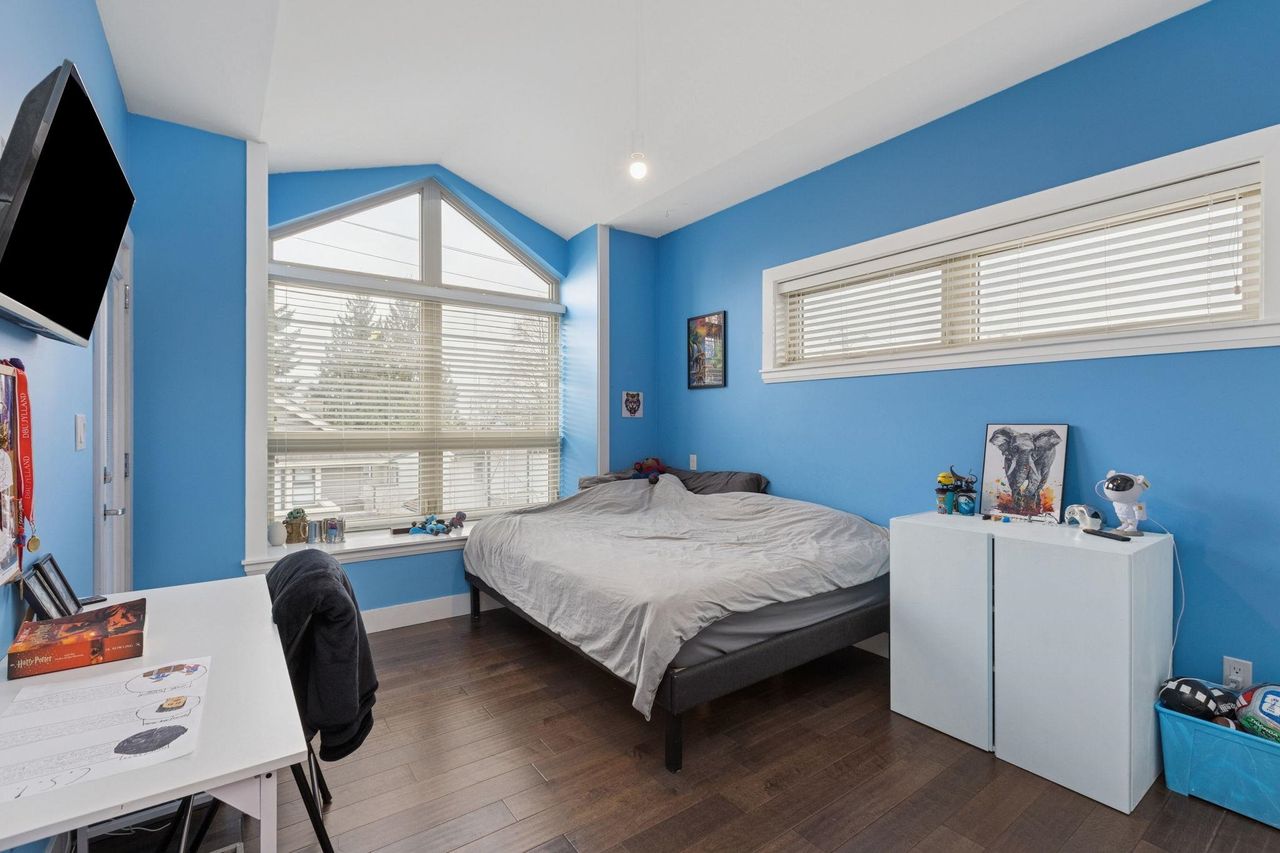 651-w-14th-street-central-lonsdale-north-vancouver-28 at 4 - 651 W 14th Street, Central Lonsdale, North Vancouver