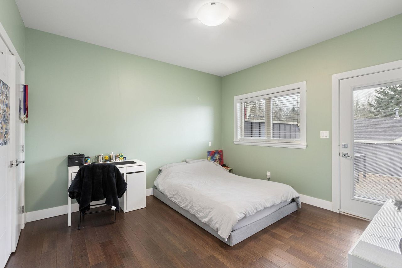 651-w-14th-street-central-lonsdale-north-vancouver-30 at 4 - 651 W 14th Street, Central Lonsdale, North Vancouver