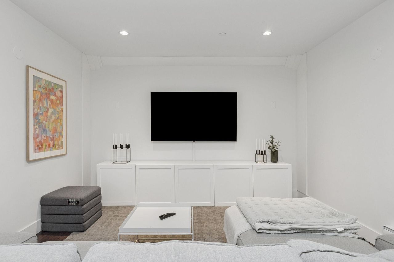 651-w-14th-street-central-lonsdale-north-vancouver-36 at 4 - 651 W 14th Street, Central Lonsdale, North Vancouver