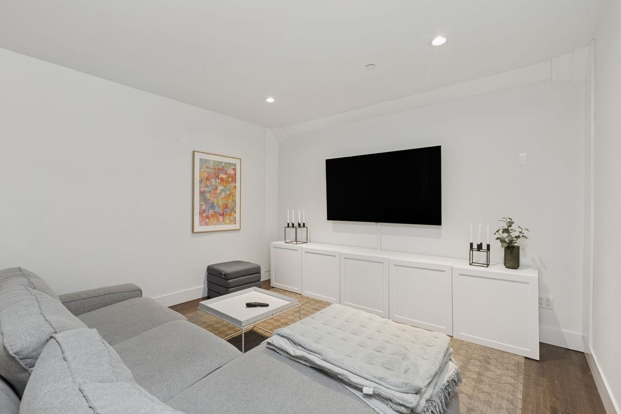 651-w-14th-street-central-lonsdale-north-vancouver-37 at 4 - 651 W 14th Street, Central Lonsdale, North Vancouver